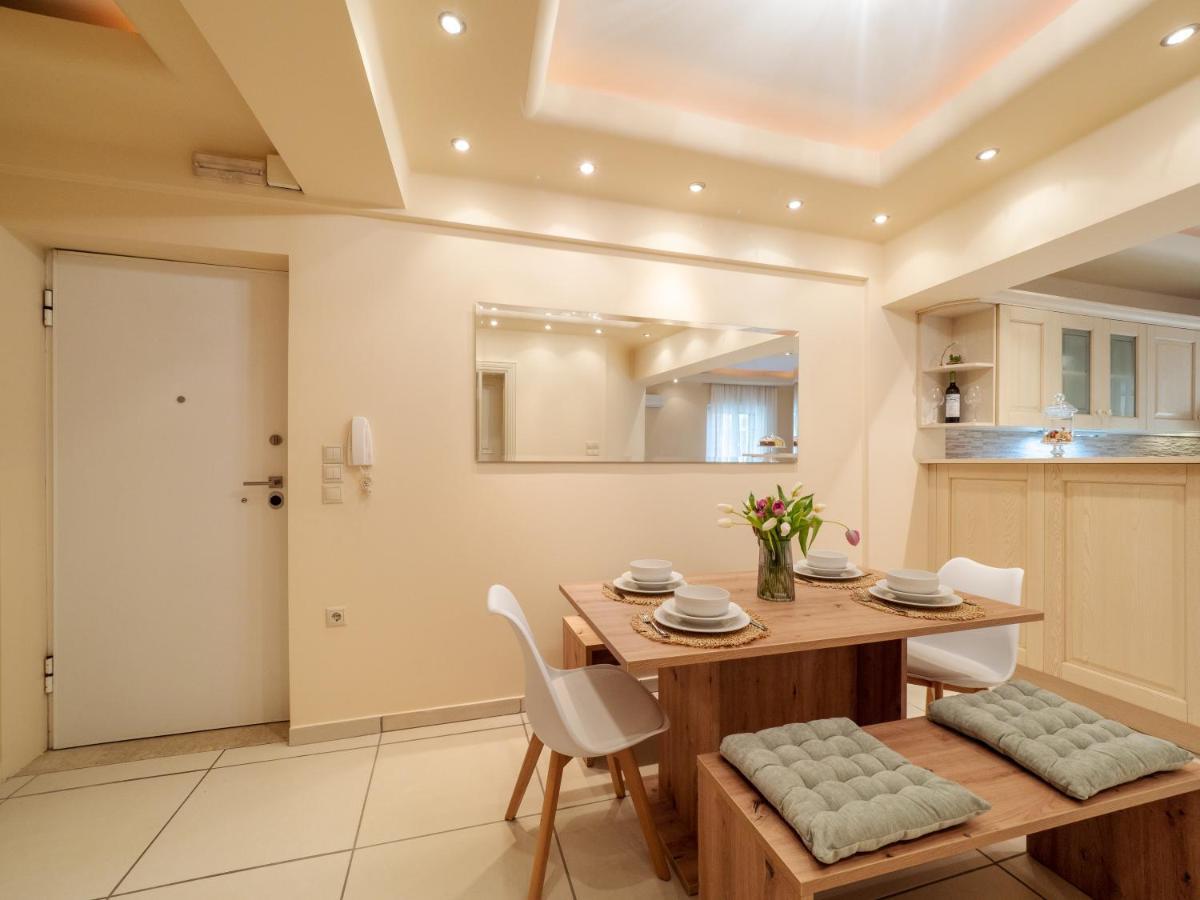 Aura Elegant Apartment Near Garitsa Bay Analipsis  Exterior photo